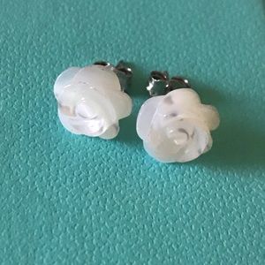 NWOT Freshwater Cultured Pearl Rose Stud Earrings
